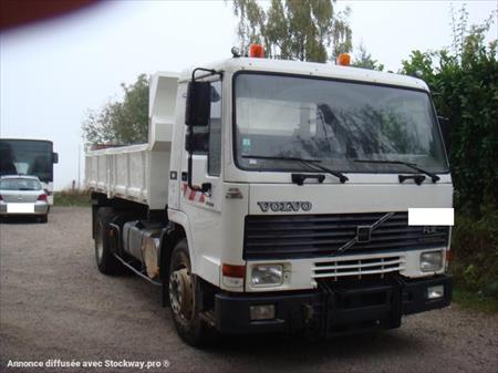 Camion Ptac T Benne Basculante De Chantier Et Tp Volvo Fl