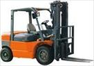 CHARIOT ÉLÉVATEUR DIESEL 4T- 424€/SEM