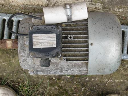 Petit Moteur Petrich Dresde 4,5V 2000 Tr/min Vers 1950 - Occasion