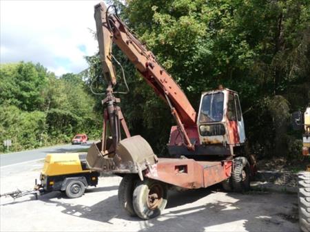 Modif : Grue Poclain TY45 au 1/50 (par Yves
