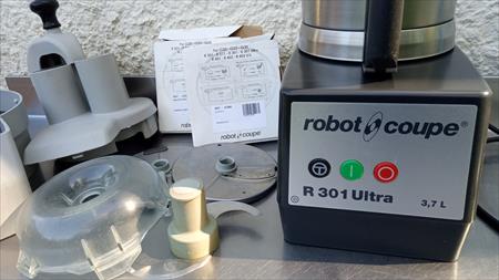 ROBOT COUPE R301 ULTRA: ROBOT COUPE à 860 €