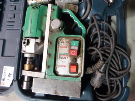 Hitachi Foreuse FOREUSE MAGNÉTIQUE HITACHI BM D13: HITACHI à 20 € | : OPGLABBEEK Nord ...