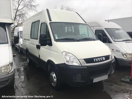 Camionnette Ptac T Fourgon Iveco Daily Fontenay Tresigny Seine Et